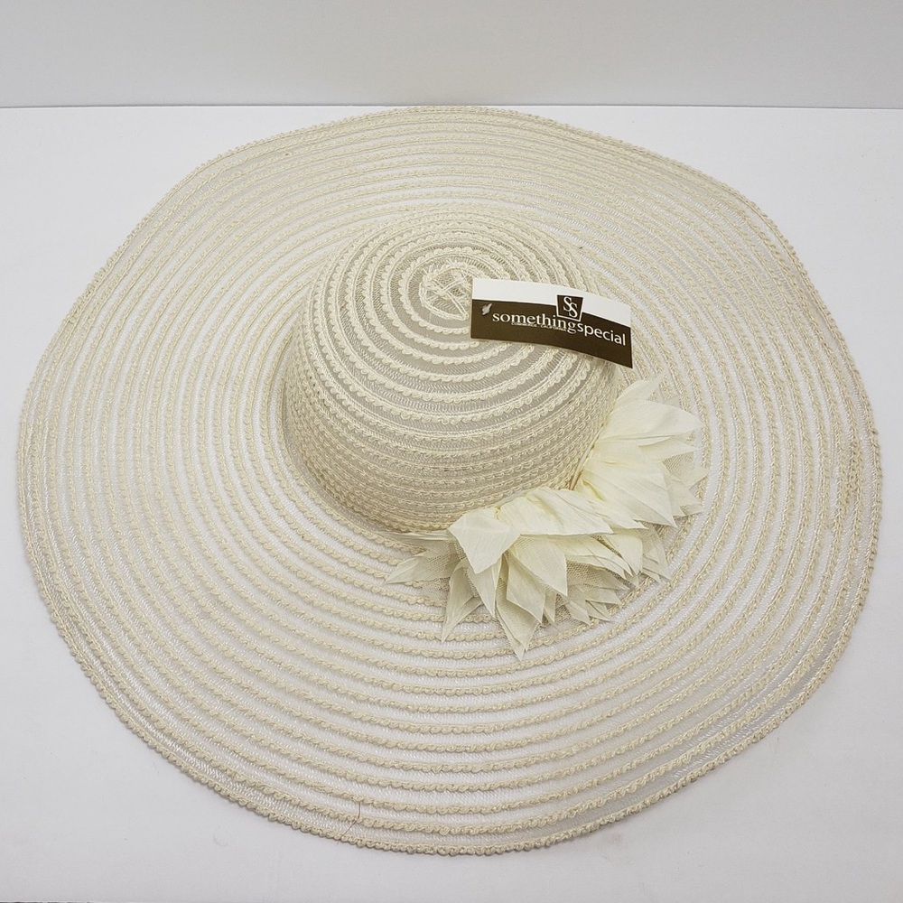Ivory Turf paradise Derby hat